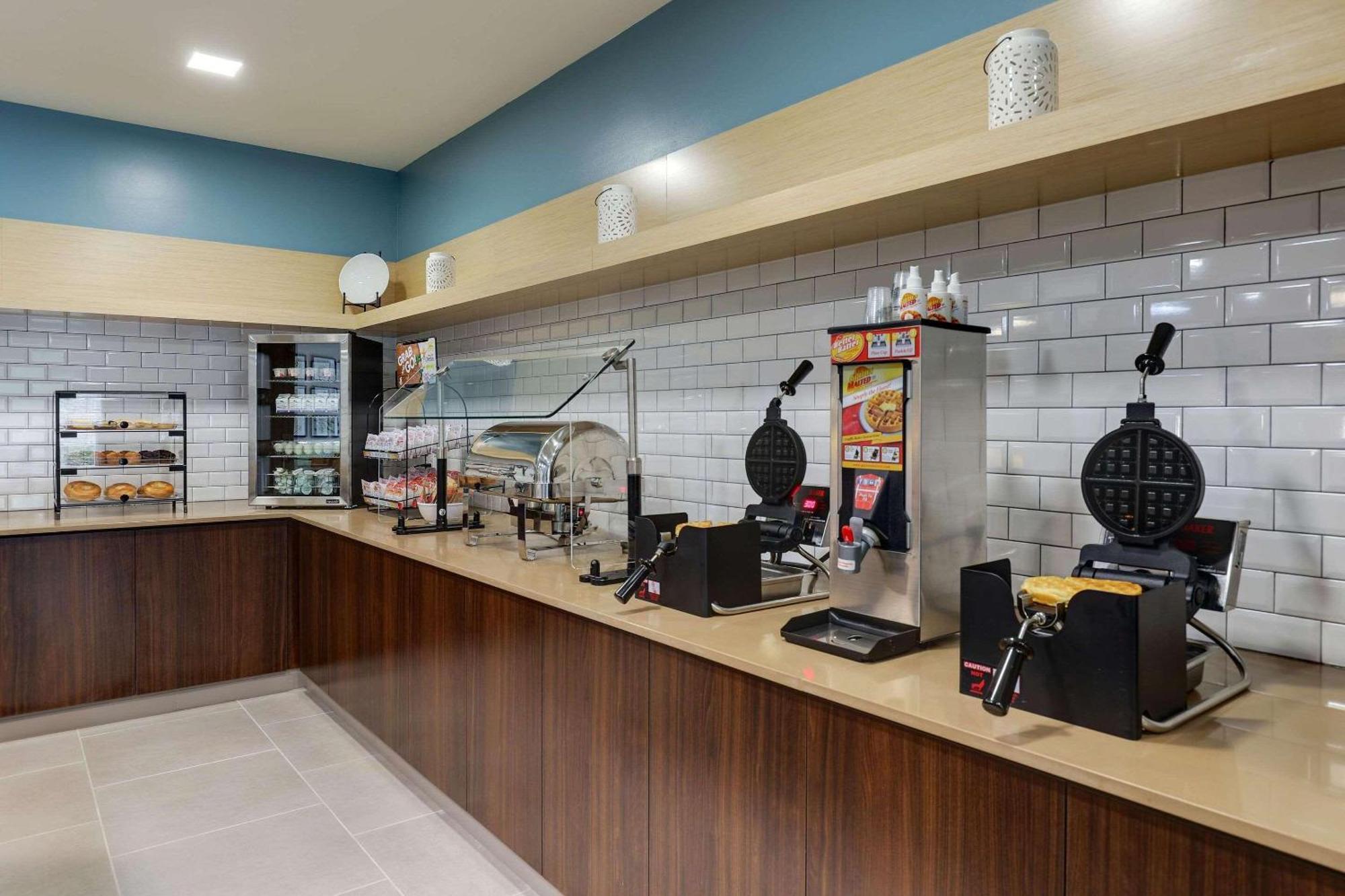 Country Inn & Suites By Radisson, Cumming Near Northside Hospital Forsyth คัมมิง ภายนอก รูปภาพ